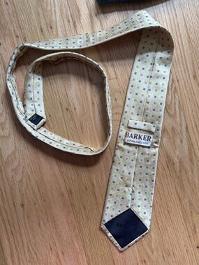 Yellow Geometric Silk Tie